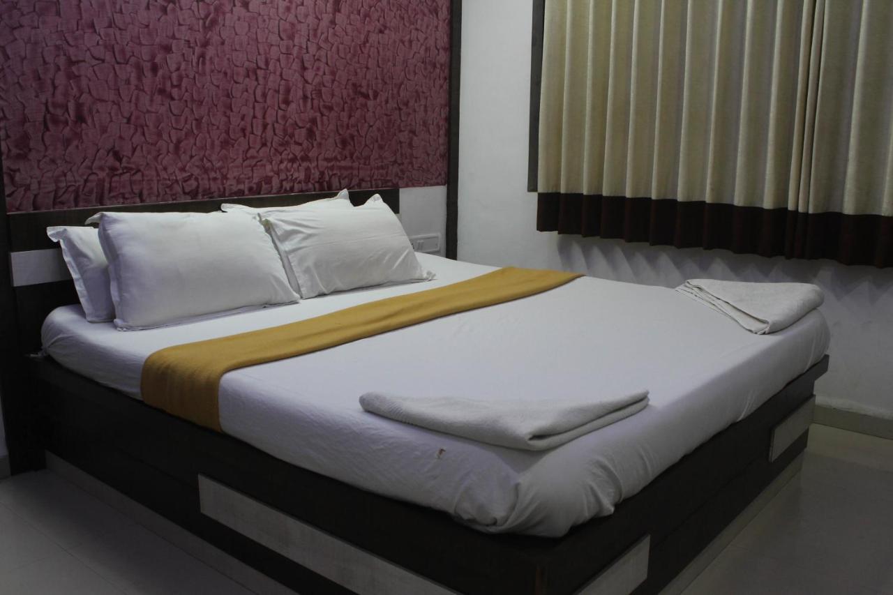 Hotel Ambica Daman Exterior foto